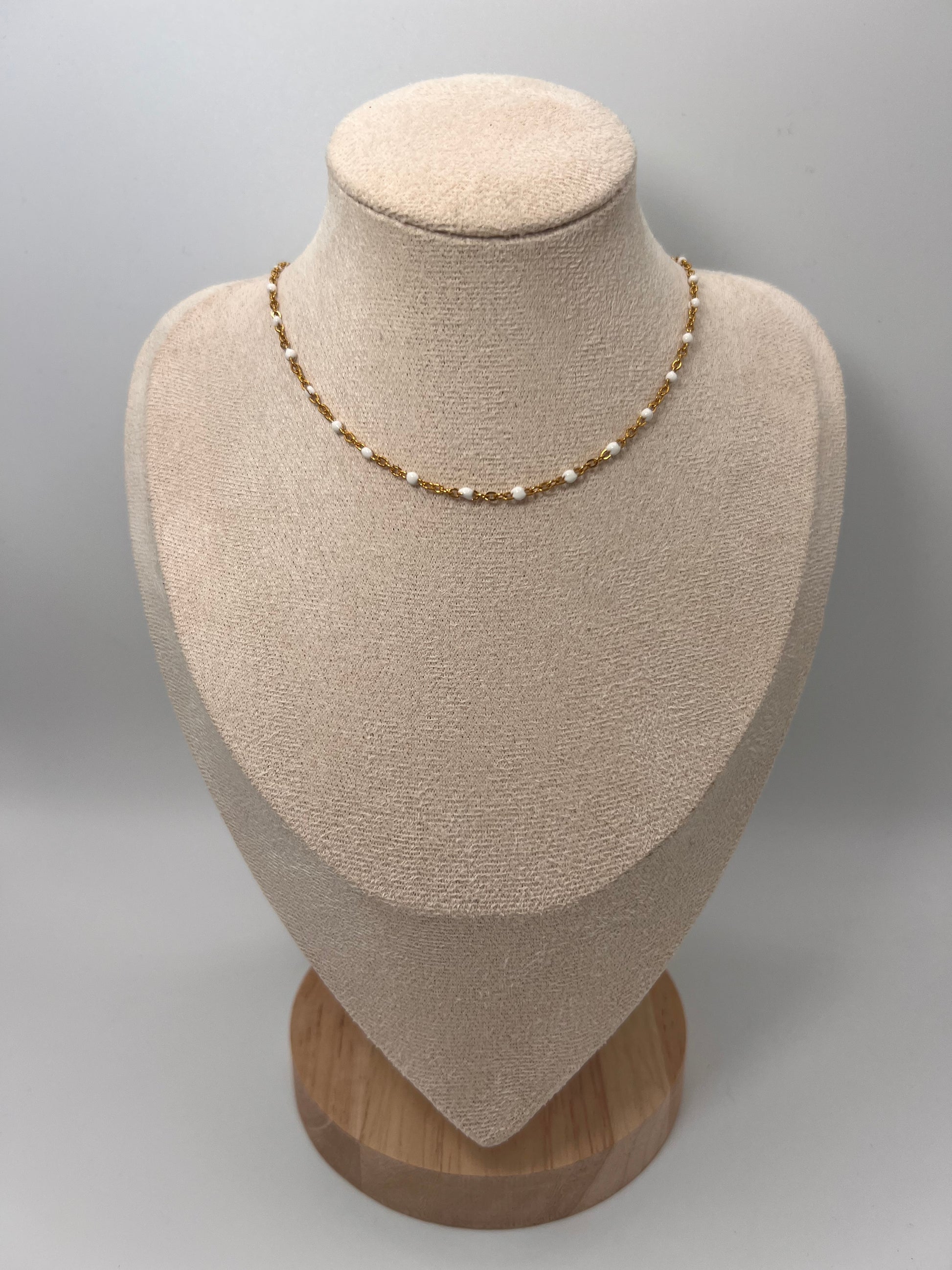 COLLIER MAELLE