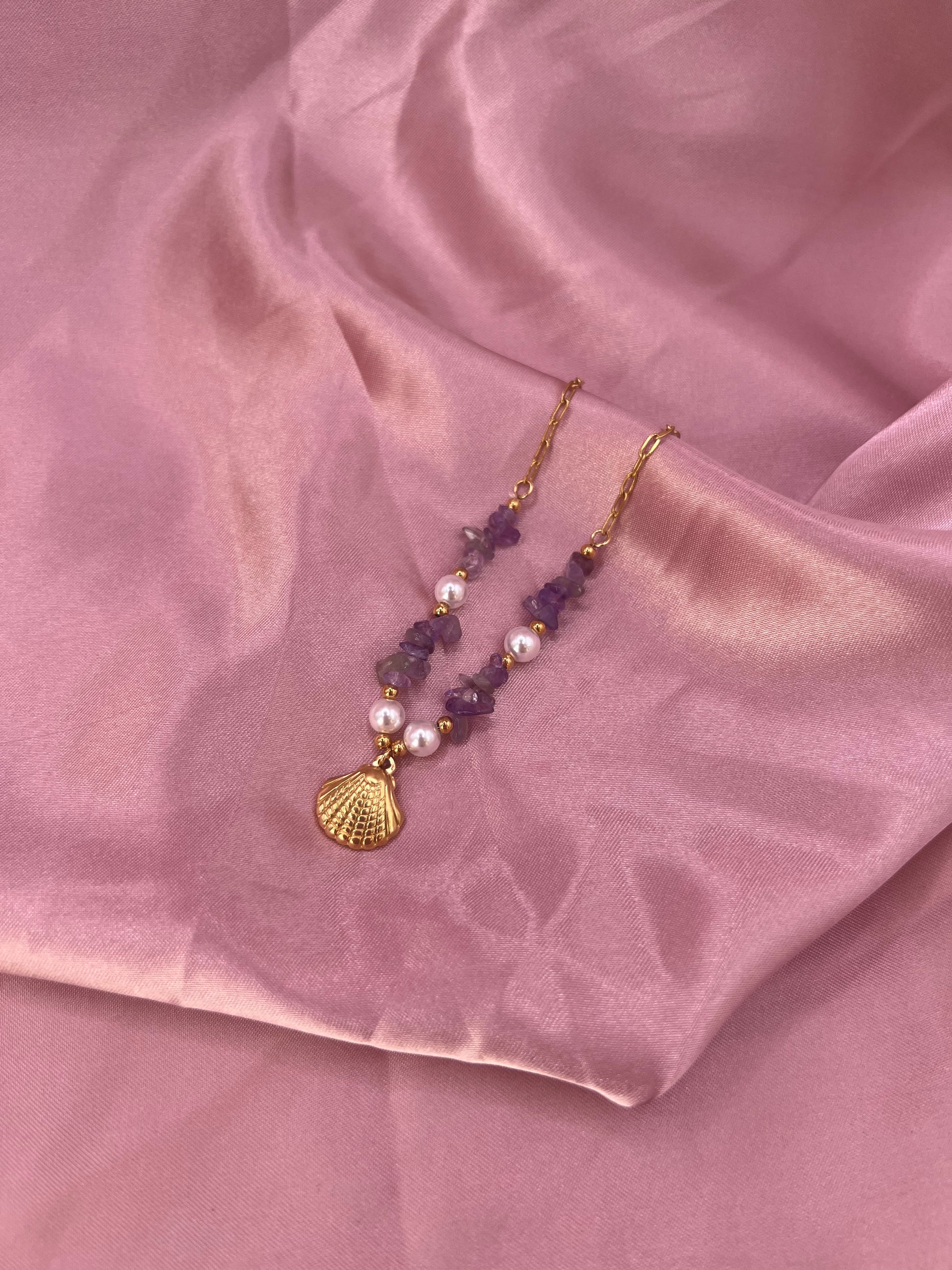 COLLIER ISALINE