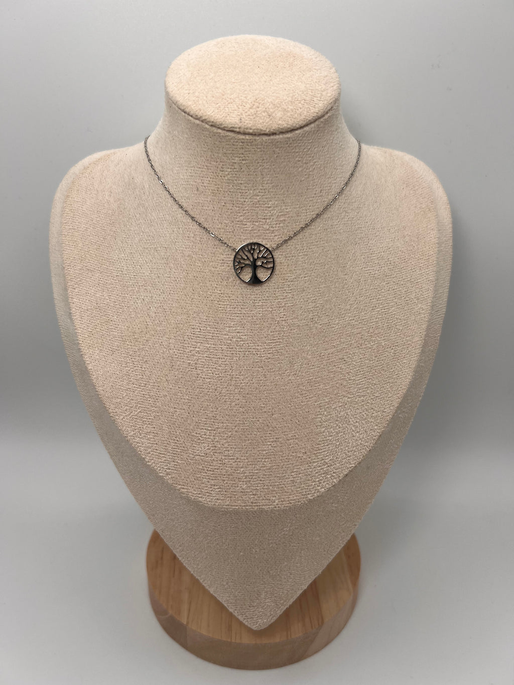 COLLIER CAROLINE